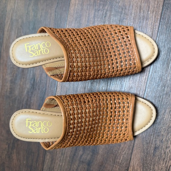 Franco Sarto Women Tan Woven Slide Sandals Size 5.5 - Picture 11 of 11